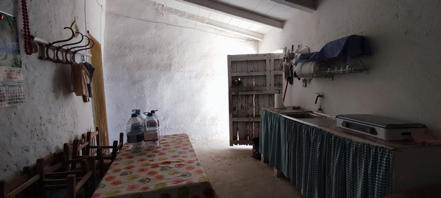 Spacious rural kitchen in Oria, Almeria with basic amenities and rustic charm. Perfect for countrysi.