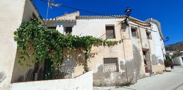 Charming village house in Bayarque, Almeria, with rustic features and outdoor space. Perfect for ren.