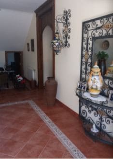 Commercial property for sale in Oria, Almeria with traditional Andalusian decor and charming interio.