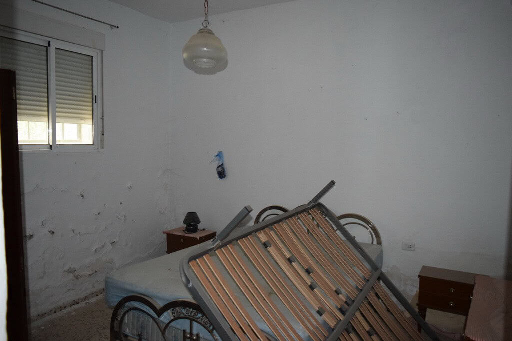 Charming village property with a simple interior in Cortes de Baza, Granada, ideal for renovation an.