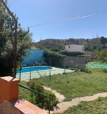 Charming town house with a private garden and pool in Cullar, Granada, ideal for relaxing and enjoyi.