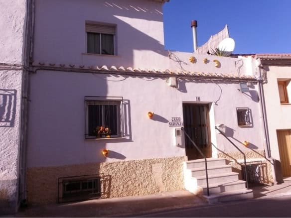 Charming village house in Seron, Almeria with traditional architecture and outdoor space.