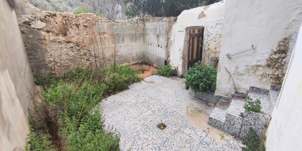 Charming rural property with outdoor space in Don Pedro, Jaen, ideal for renovation or countryside l.