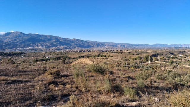 Land in Somontin, Almeria with scenic mountain views and open space for development or agriculture.