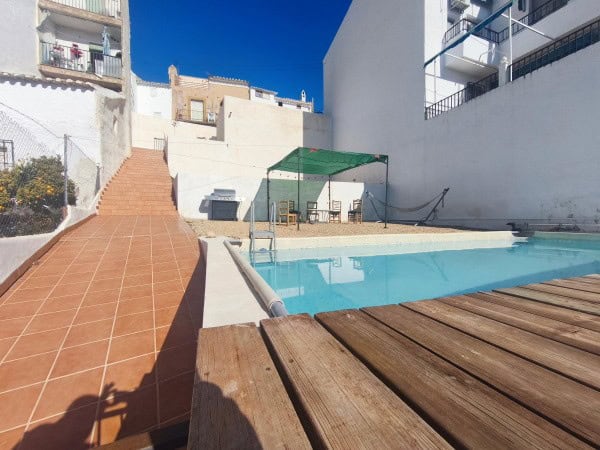 Charming village property with pool in Hinojares, Jaen, offering outdoor relaxation and scenic views.