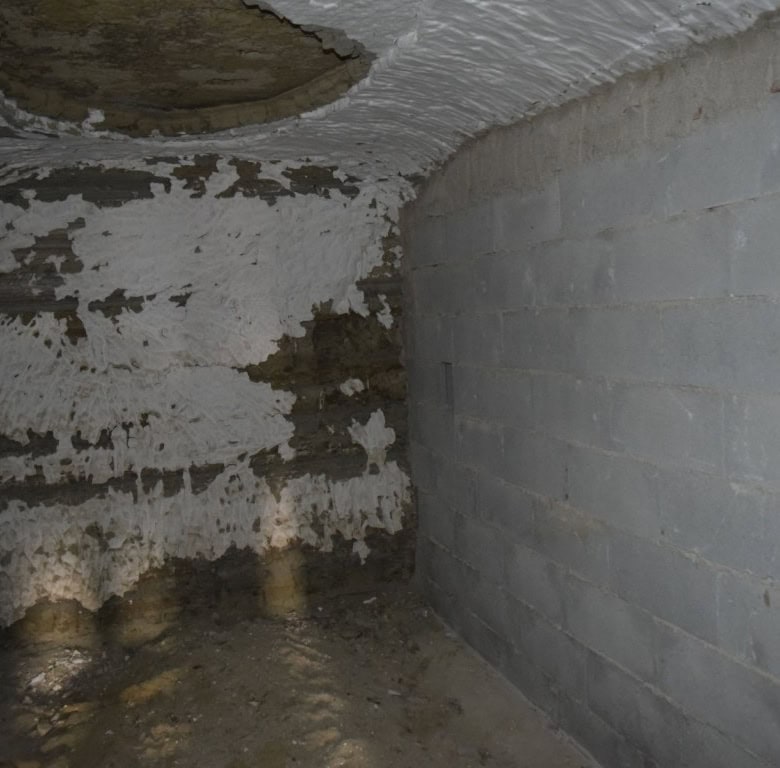 Historic cave dwelling in Benamaurel, Granada, showcasing traditional underground architecture.
