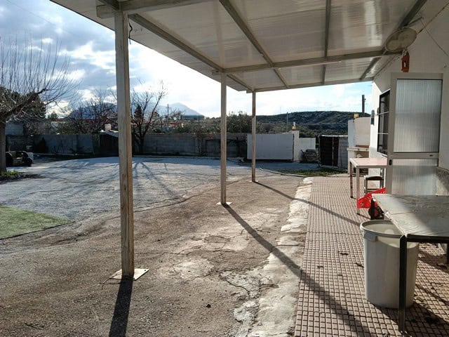 Charming rural property with spacious outdoor area in Benamaurel, Granada, ideal for relaxation and.