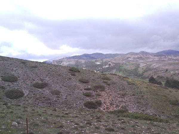 Finca in Huescar, Granada with scenic mountain views and natural landscape.