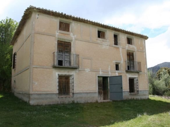 Charming finca in Huescar, Granada, featuring rustic architecture and scenic surroundings. Perfect f.