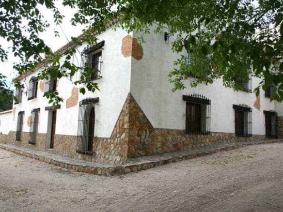Finca in Huescar, Granada with rustic charm and authentic Andalusian architecture. Perfect for count.