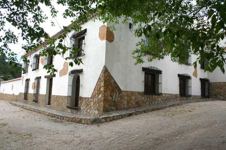 Finca in Huescar, Granada with rustic charm and authentic Andalusian architecture. Perfect for count.