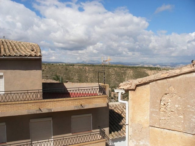 Village Property in Freila, Granada.