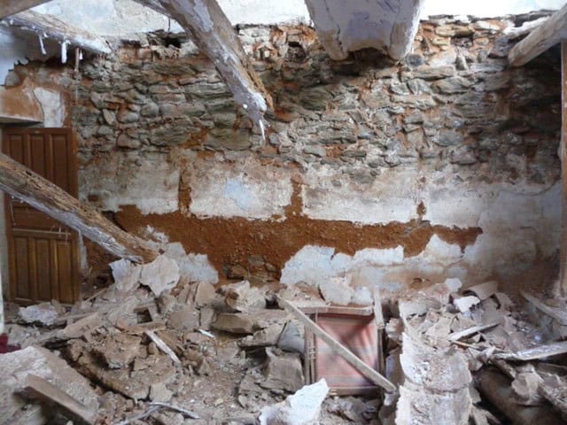 Farm property with rustic features in Baza, Granada, ideal for renovation and rural living.