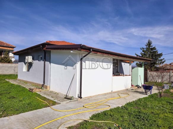 Detached house with garden close to Sunny Beach, Bulgaria, ideal for family living or vacation renta.