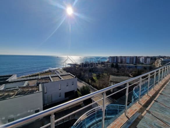 Stunning sea view from a 3-bedroom penthouse in Oasis Complex, Ravda.