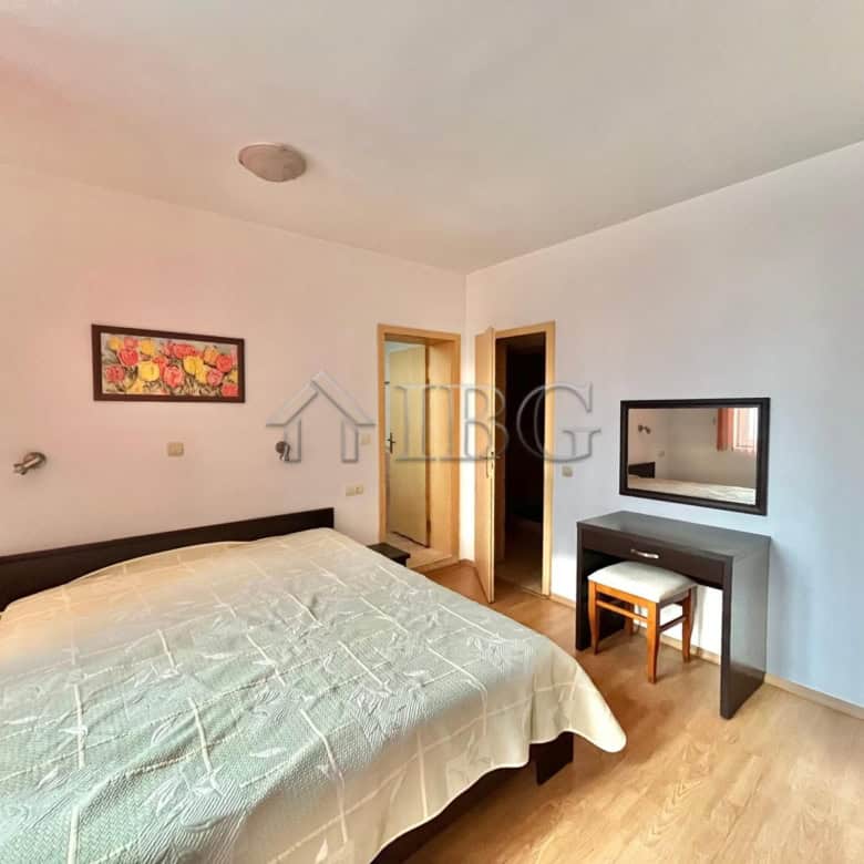 Spacious 2-bedroom apartment with modern amenities, perfect for a sunny holiday in Sunny Beach. Clos.