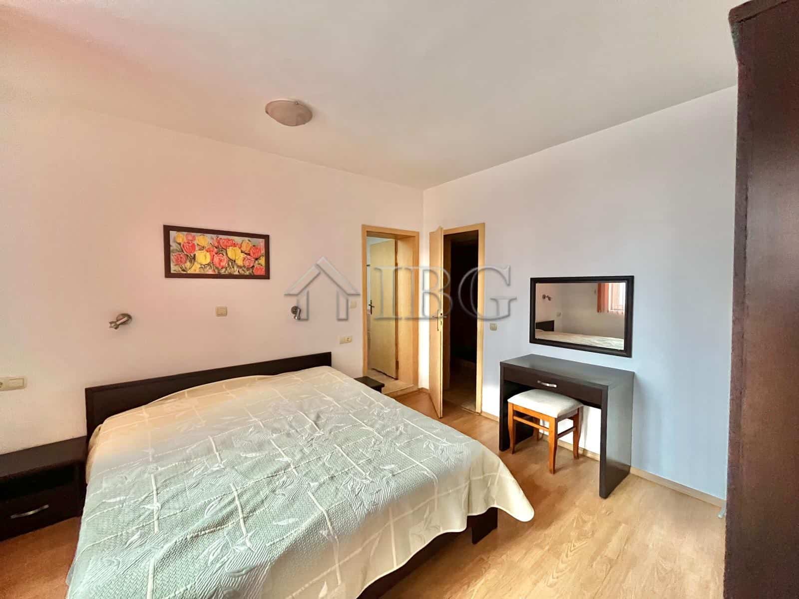Spacious 2-bedroom apartment with modern amenities, perfect for a sunny holiday in Sunny Beach. Clos.