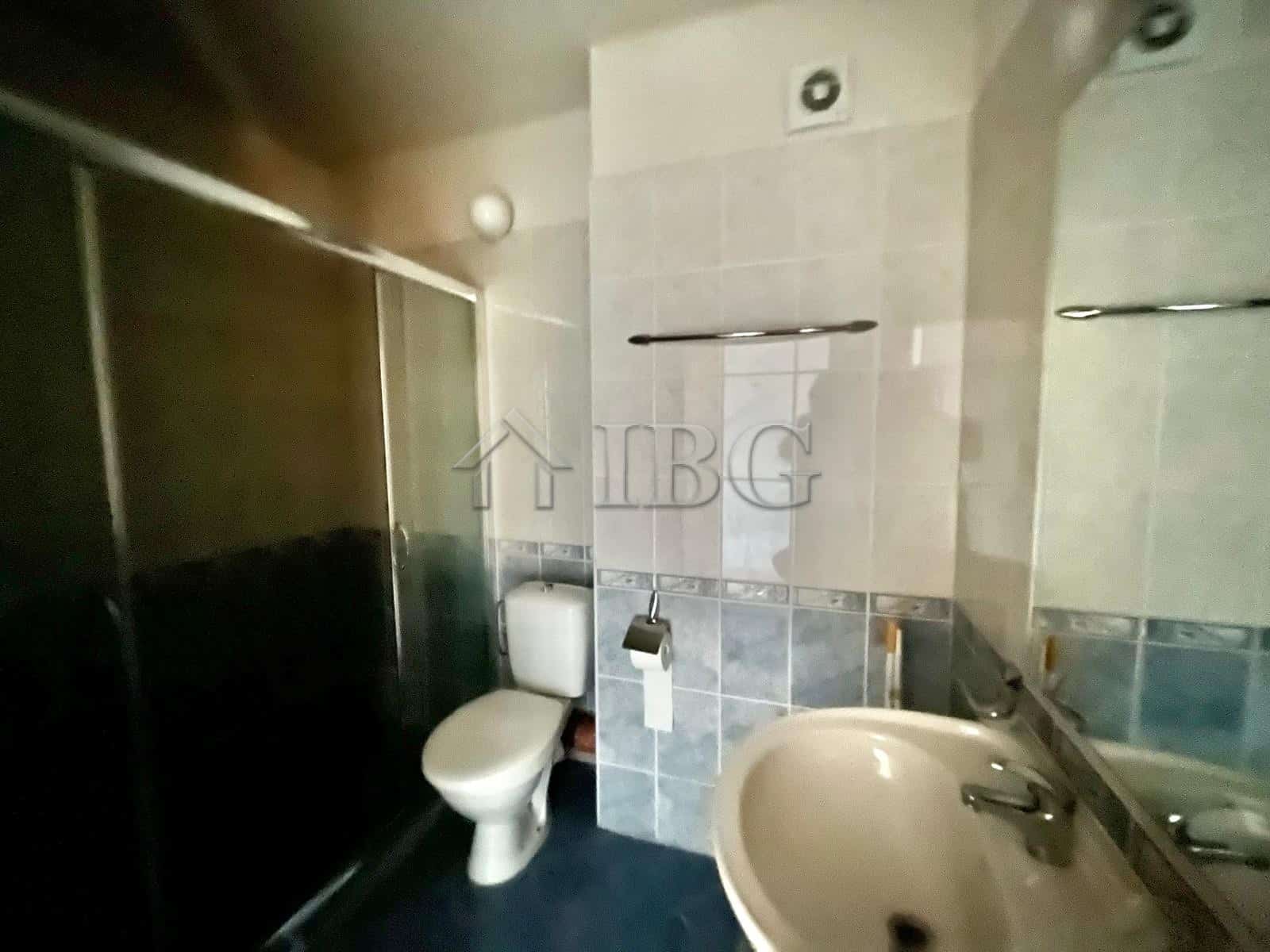 Bright apartment with modern 2-bedroom, 2-bathroom layout in Sunny Beach. Perfect for holiday or inv.