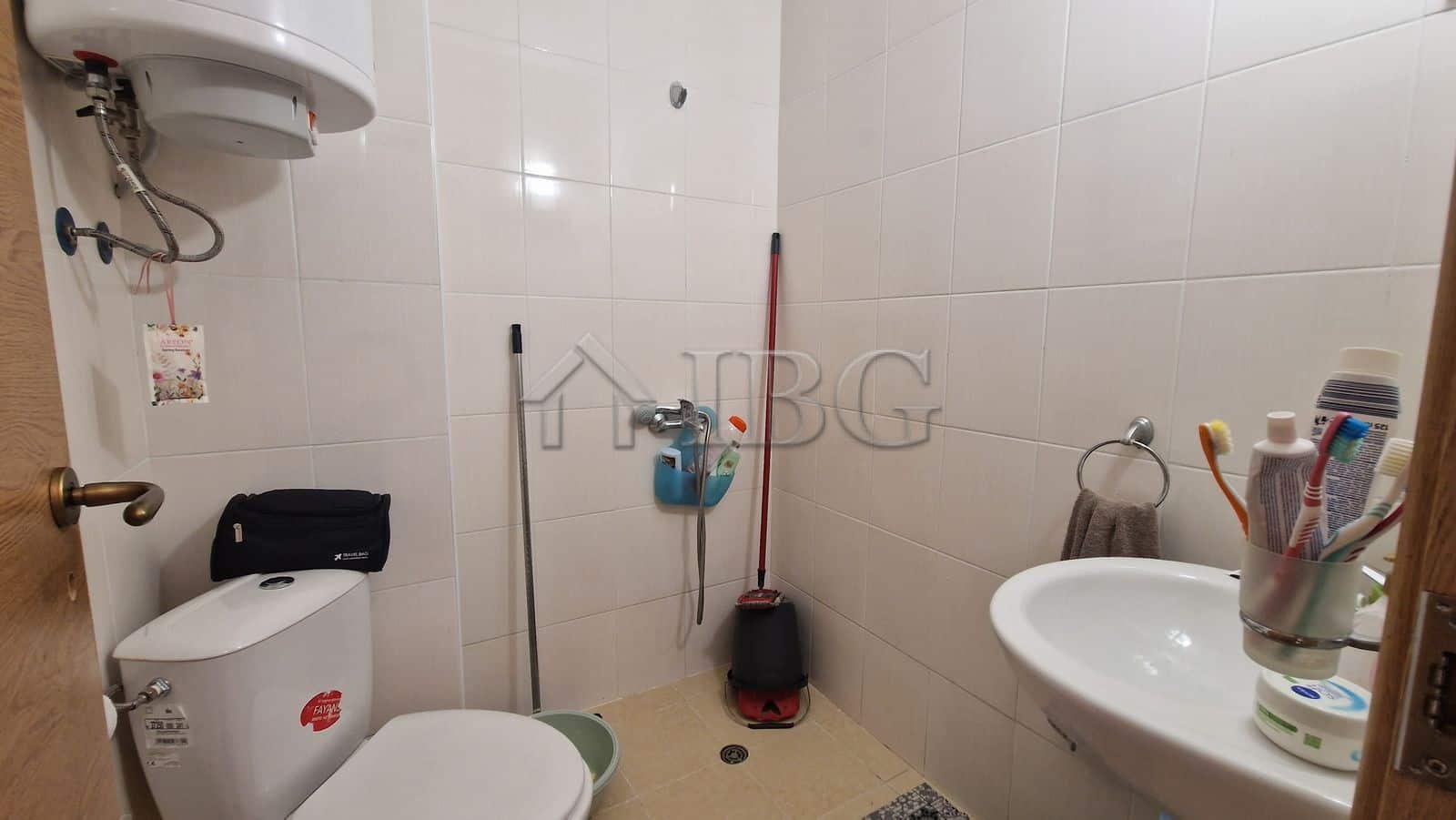 Bright 1-bedroom apartment with pool view in Sunny Beach area.