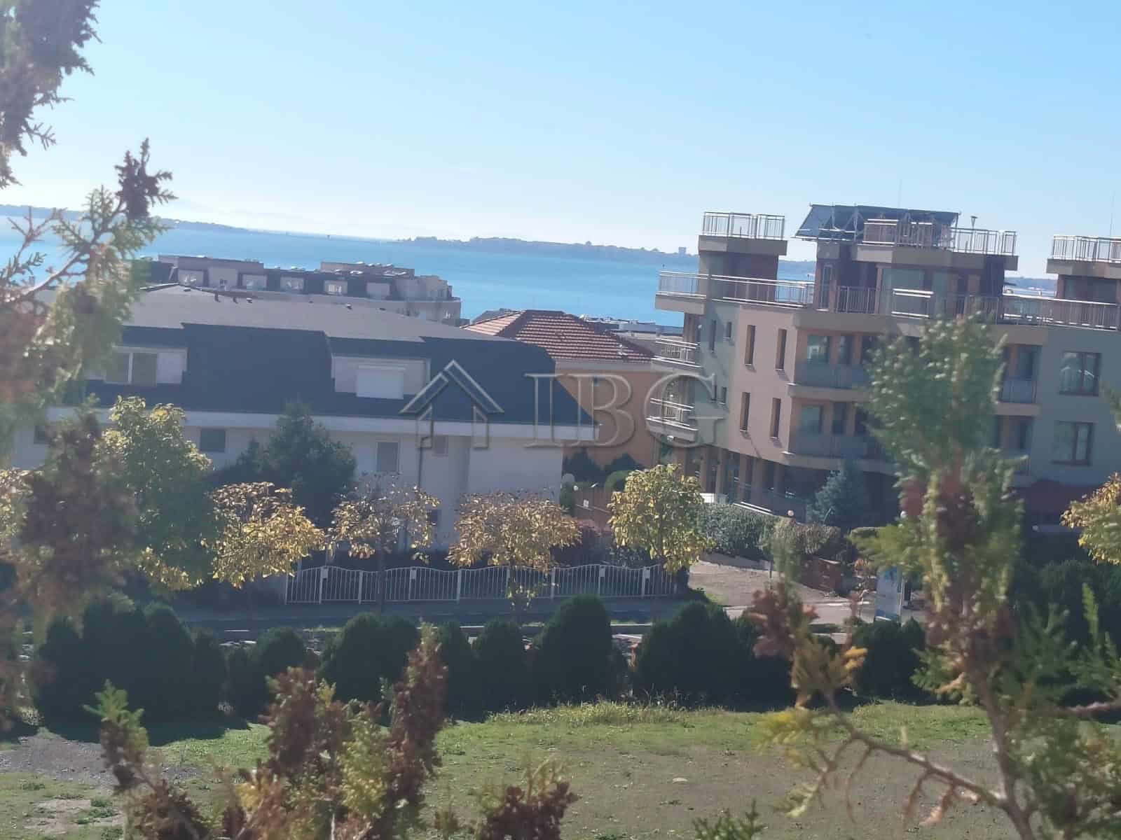 Modern maisonette with panoramic sea views in Sveti Vlas, Russalka area.