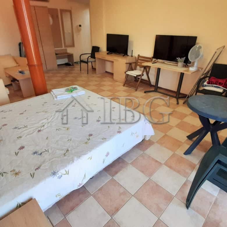 Bright studio apartment with balcony in Kaya, Sunny Beach, perfect for vacation or investment.