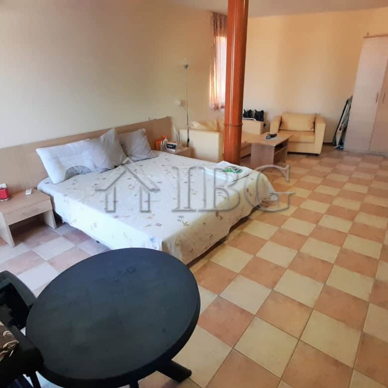 Bright studio apartment with balcony in Kaya, Sunny Beach, perfect for relaxing holidays.