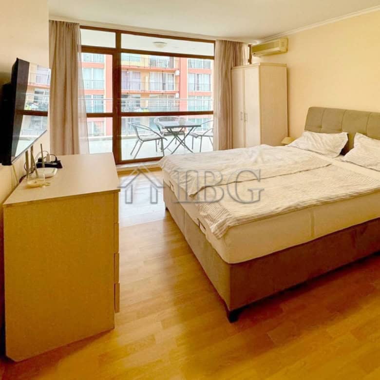 Modern furnished studio with separate kitchen and balcony in Sun City 1, Sunny Beach. Perfect for co.