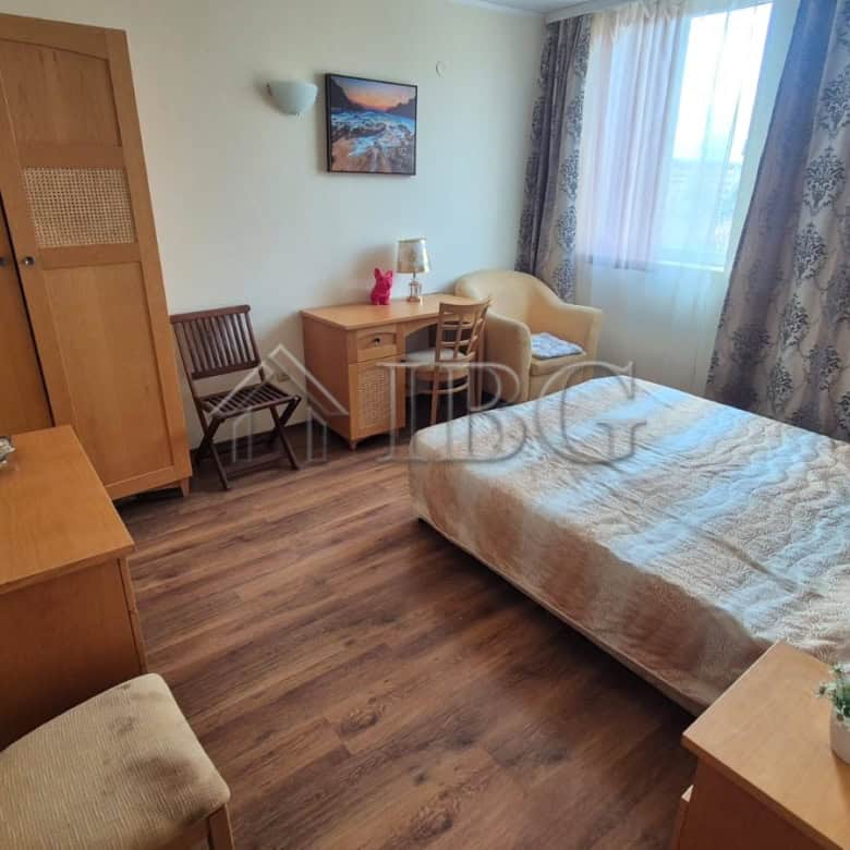Spacious 1-bedroom apartment in Semiramida Gardens, Sunny Beach, with modern furnishings and scenic.