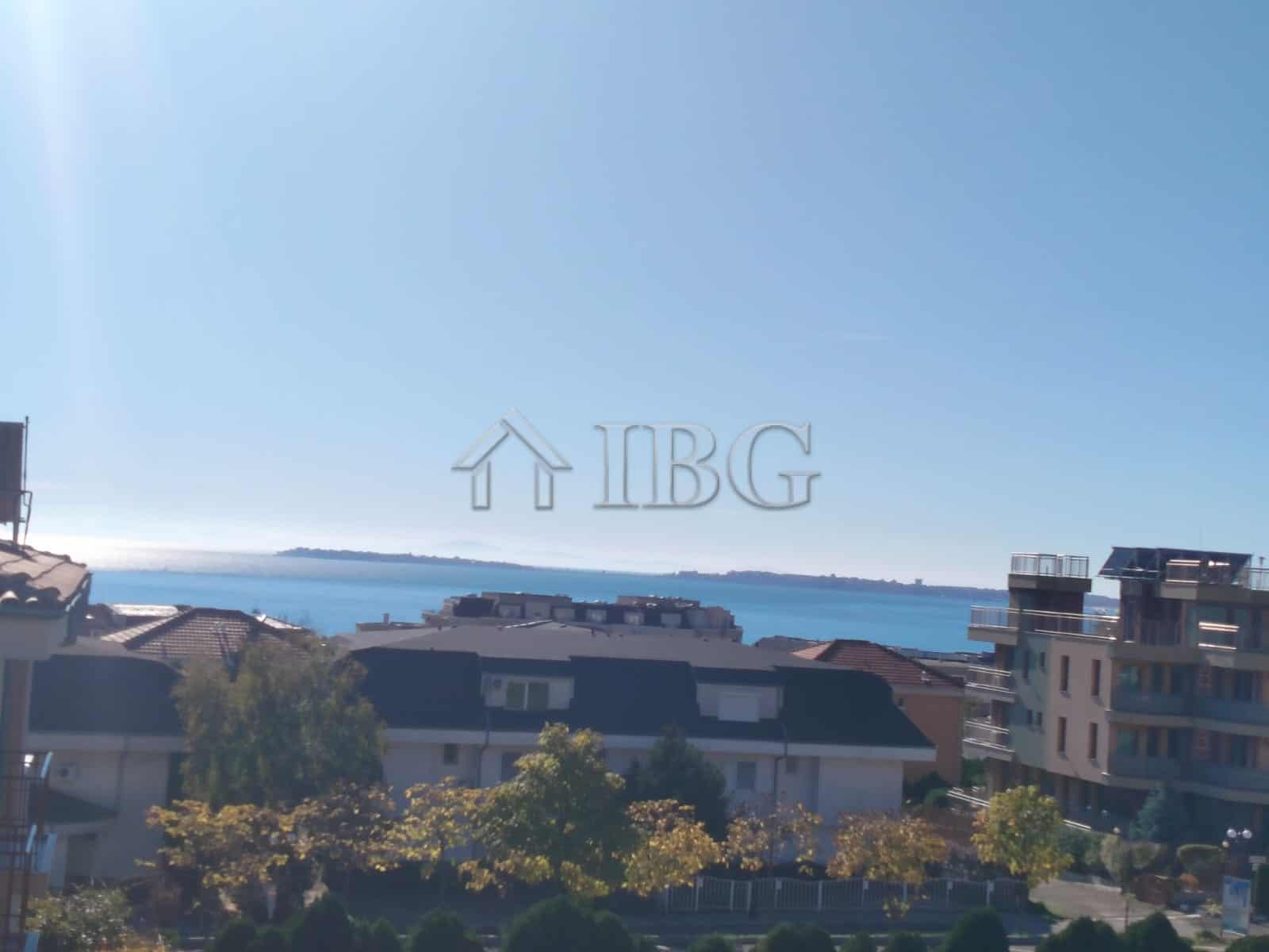 Sea view maisonette with spacious interiors in Sveti Vlas.