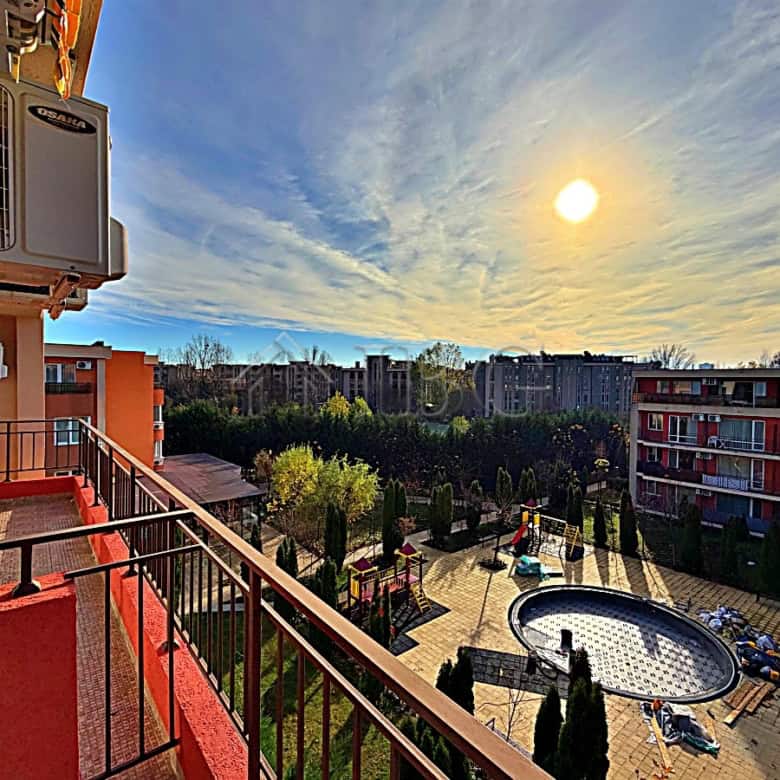 Bright studio with pool view in Orchid Fort Club, Sunny Beach.