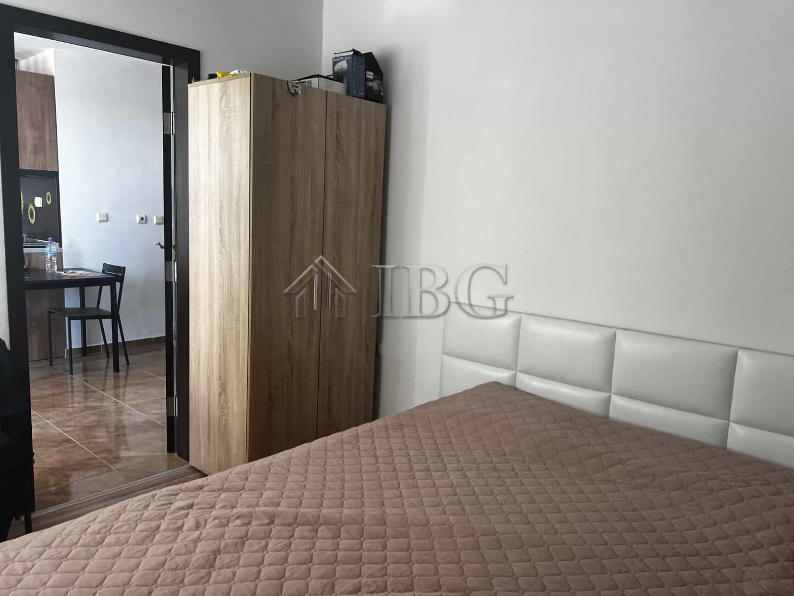 Bright 1-bedroom apartment with sea view in Ravda residential building.