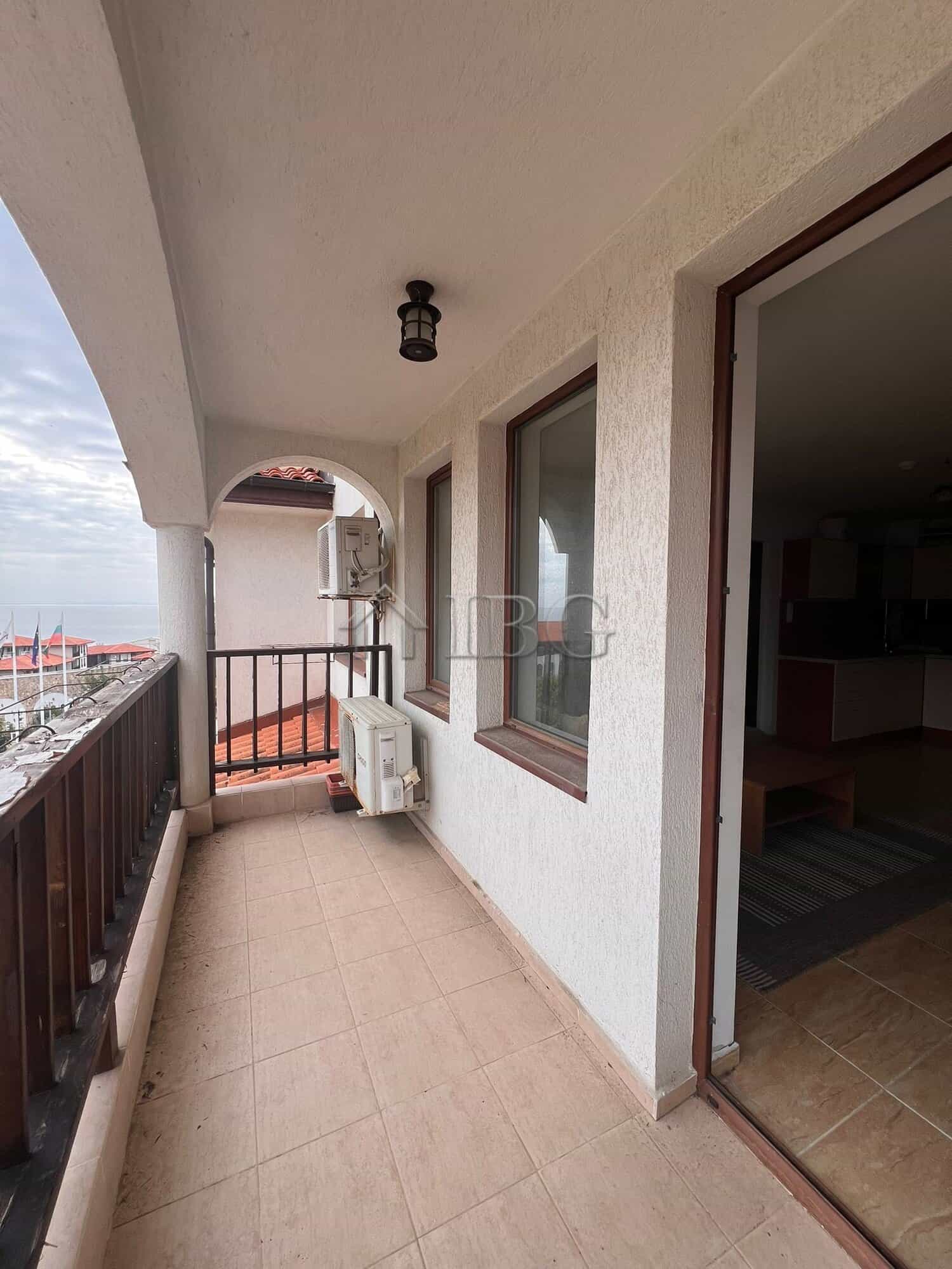 Balcony of a two-bedroom apartment overlooking the sea and pool in Kambani 3 Complex, Sveti Vlas.