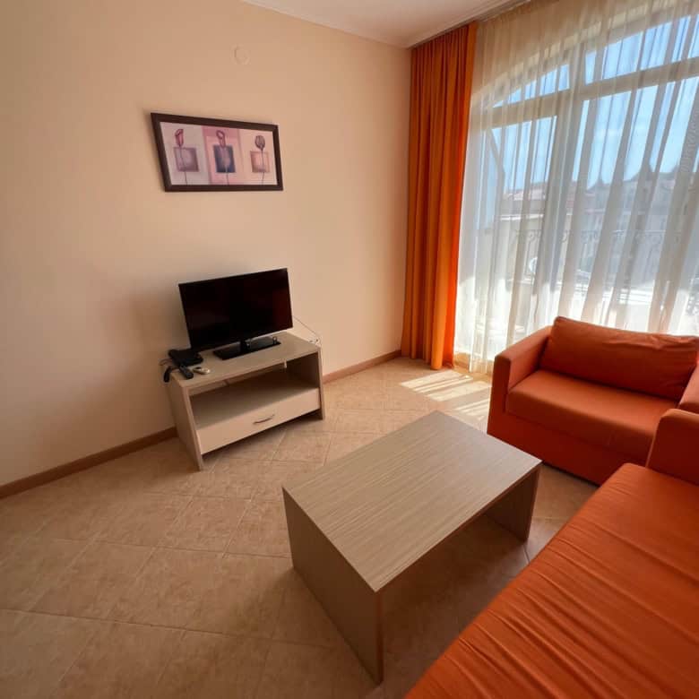 Bright one-bedroom apartment with pool view in Sunny Beach, perfect for relaxing holidays. Modern fu.