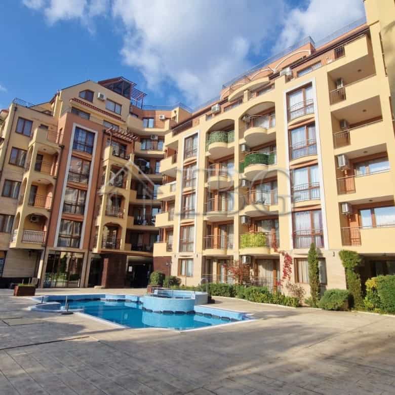 Apartment complex with pool view in Harmony Suites 1, Sunny Beach.