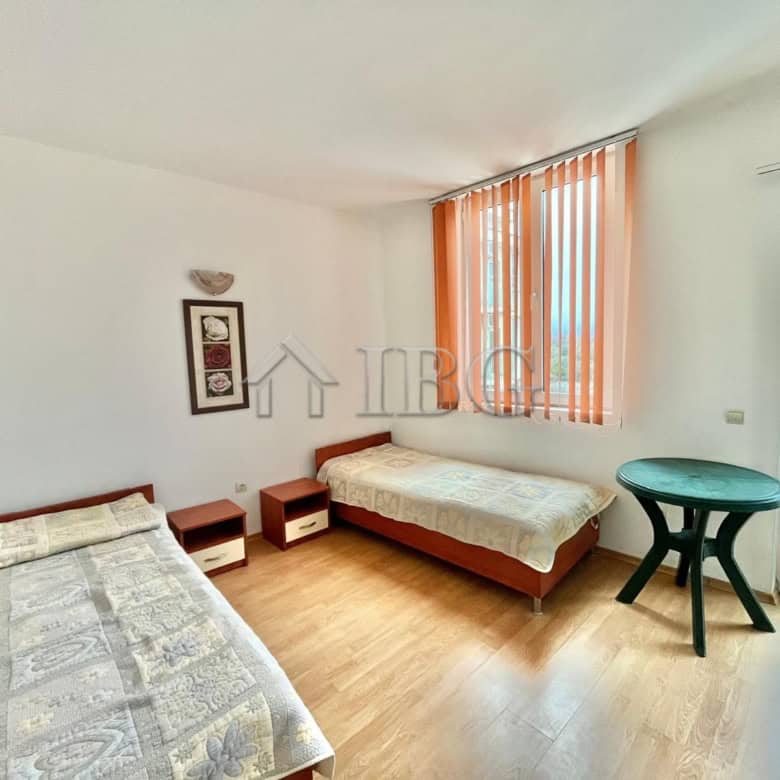 Apartment with 2 bedrooms and 2 bathrooms in Sunny Beach, perfect for holiday stays. Bright, spaciou.