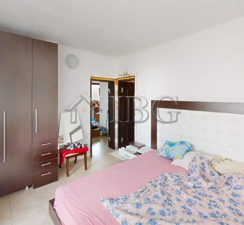 Spacious 2-bedroom apartment in Bay View Villas, Kosharitsa, offering modern living and scenic views.