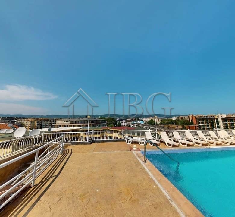 Bright 2-bedroom apartment with pool view in Barco Del Sol, Sunny Beach. Perfect for investment or h.