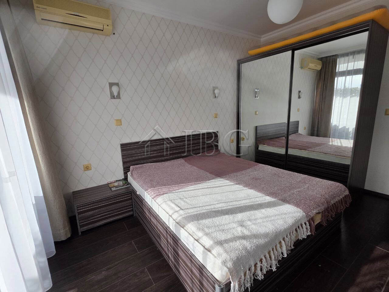 Comfortable 1-bedroom apartment overlooking the sea in Sveti Vlas, Bulgaria. Modern furnishings and.