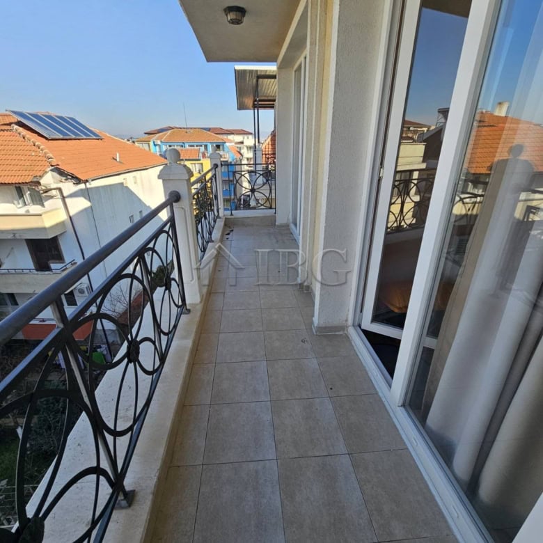 Balcony with partial sea view in Villa Katerina, Ravda, featuring outdoor space and scenic surroundi.