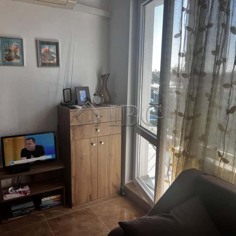 Bright 1-bedroom apartment with stunning sea views in Ravda. Perfect for relaxing holidays or invest.