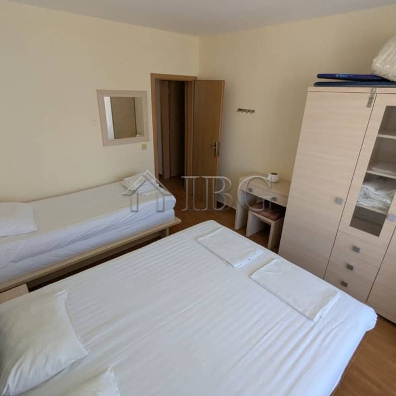 Bright apartment with two bedrooms and scenic pool view in Panorama Dreams, Sveti Vlas.