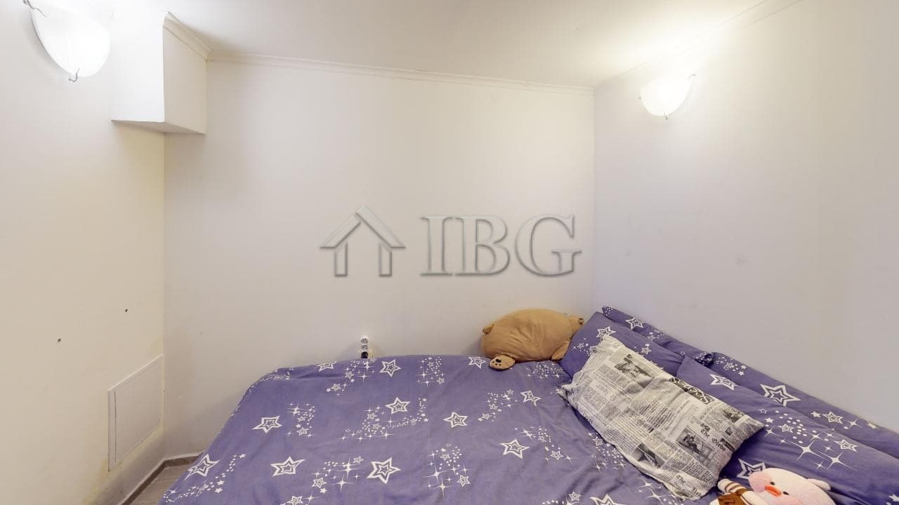 Bright 2-bedroom apartment in Bay View Villas, Kosharitsa with cozy interior and modern furnishings.