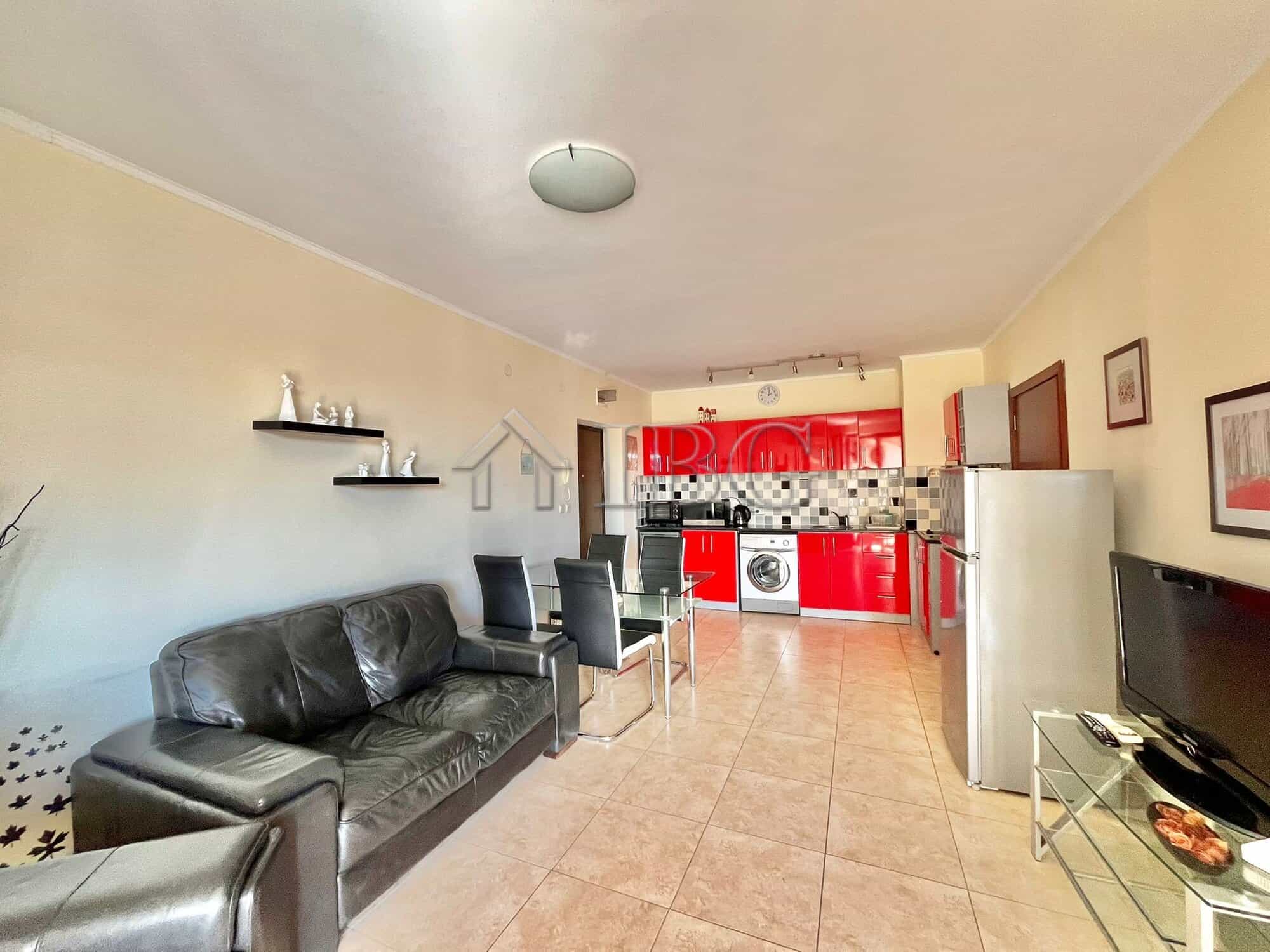 Bright and airy 3-bedroom apartment in Apollon 4, Ravda, with modern furnishings and open-plan livin.