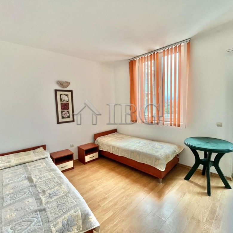 Bright apartment with two bedrooms in a sunny holiday complex in Sunny Beach. Perfect for relaxing v.