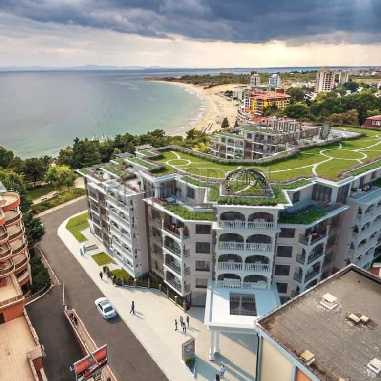 Sea view apartment in Valencia Gardens, Nessebar, Bulgaria.