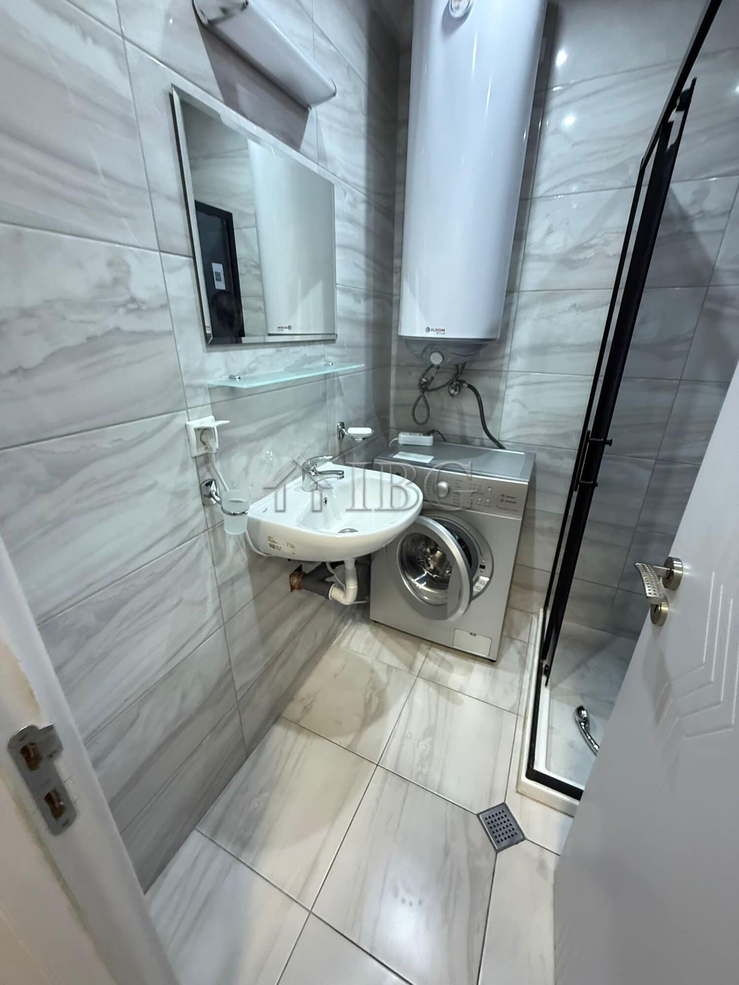 Compact studio apartment with partial sea view in Ipanema Beach, Sveti Vlas. Perfect for holiday sta.