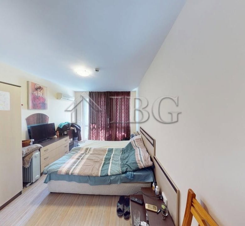 Bright one-bedroom apartment overlooking the pool at Rio Apartments, Kosharitsa. Perfect for relaxin.