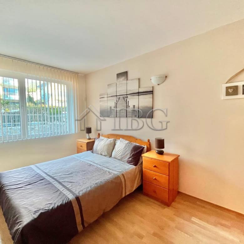 Bright 2-bedroom apartment with partial sea views in Sveti Vlas, perfect for seaside living or inves.