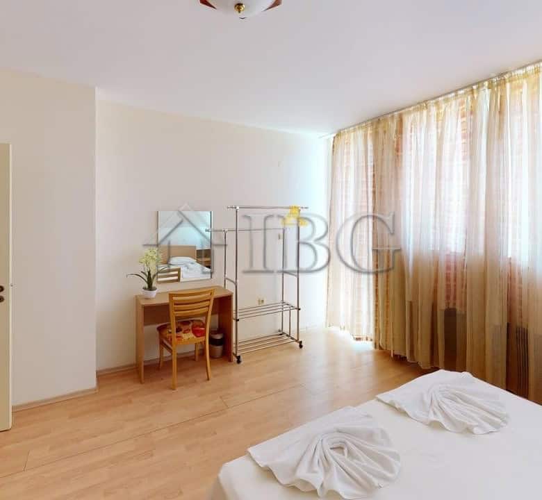 Bright 2-bedroom apartment in Sunny Fort Complex, Sunny Beach, with spacious living area and large w.