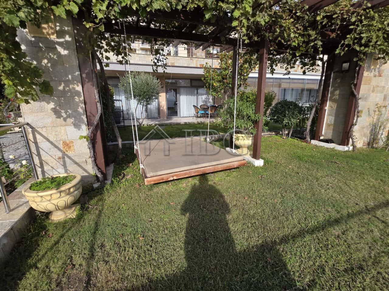 Bright 1-Bedroom Apartment with Sea View in Sveti Vlas.